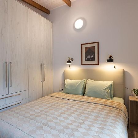 Modern City Center Loft Ioannina Exterior photo