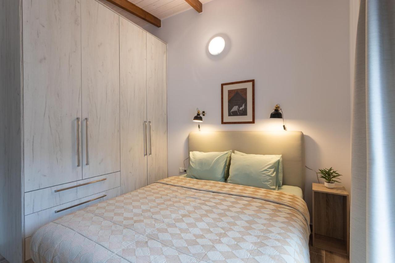 Modern City Center Loft Ioannina Exterior photo