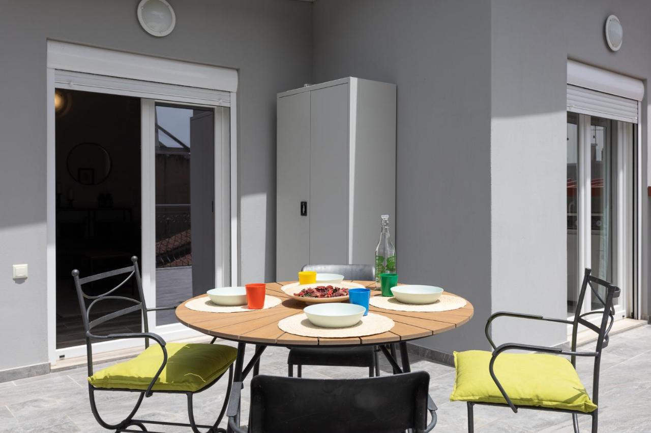 Modern City Center Loft Ioannina Exterior photo
