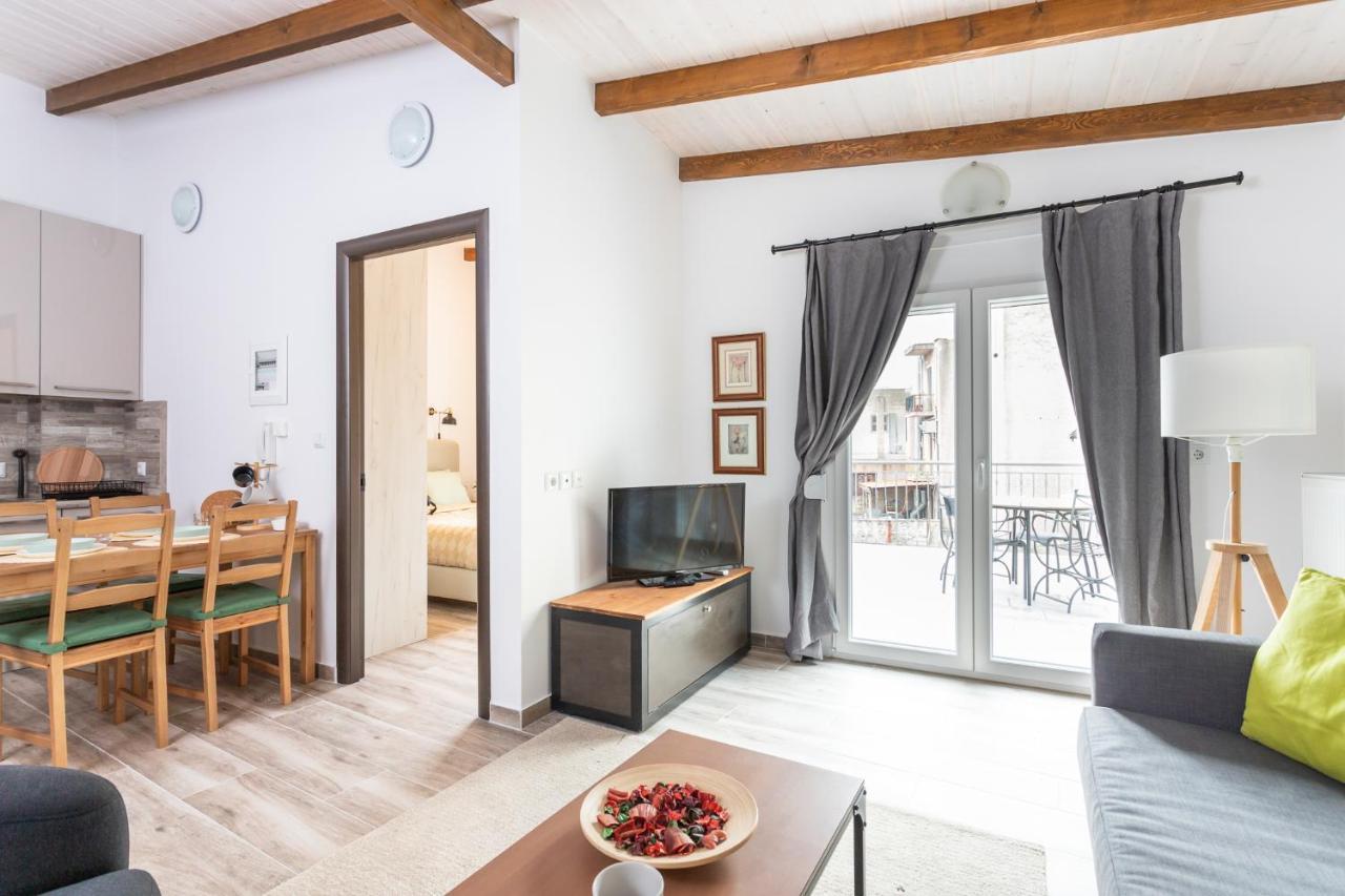 Modern City Center Loft Ioannina Exterior photo